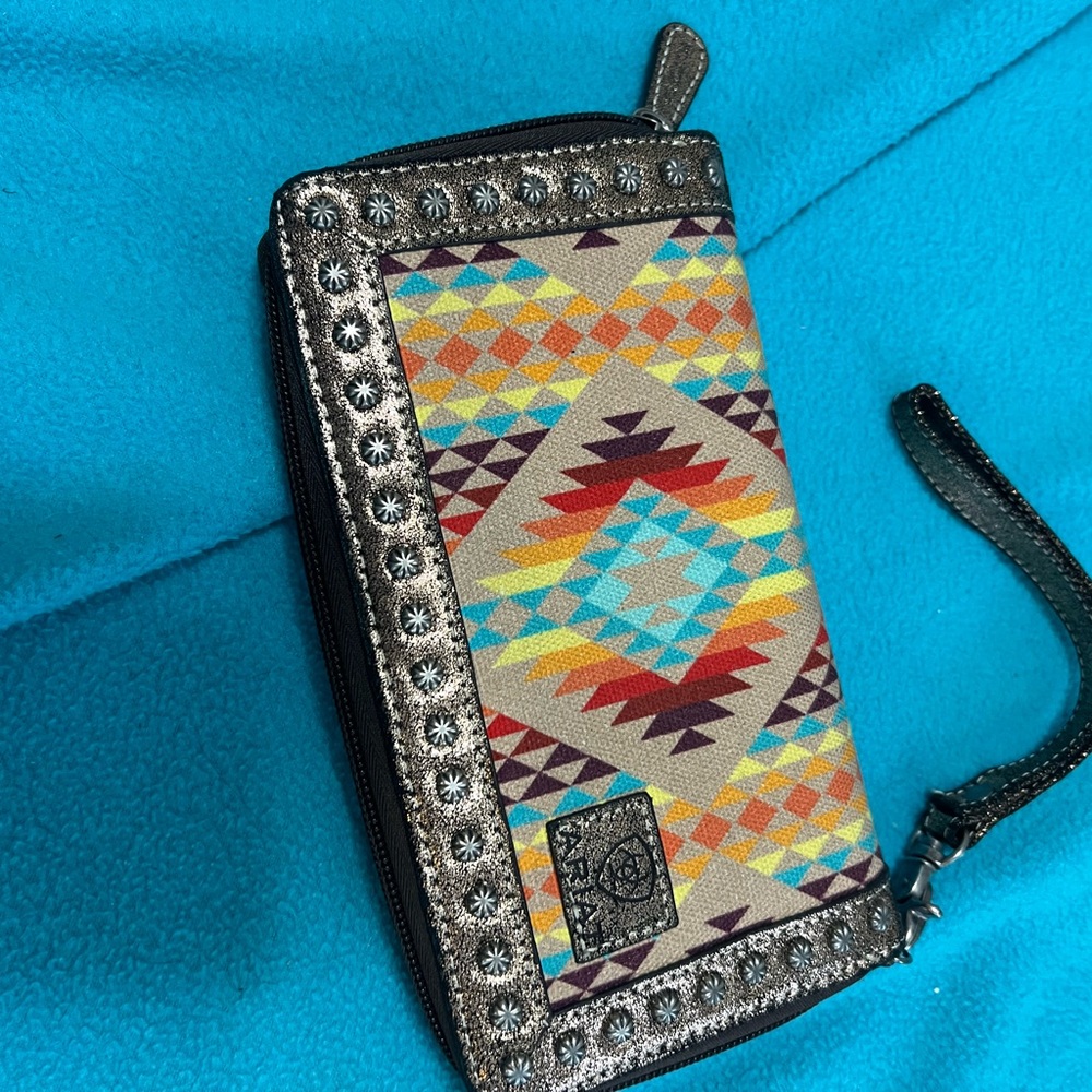 Ariat wallet